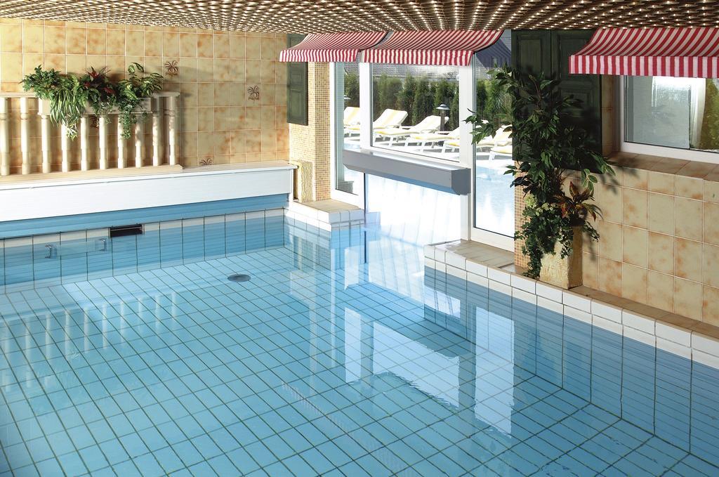 Sporthotel Zum Hohen Eimberg Виллинген Экстерьер фото